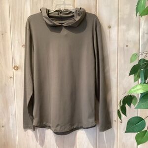 CUTS AO Long Sleeve Hooded Tee